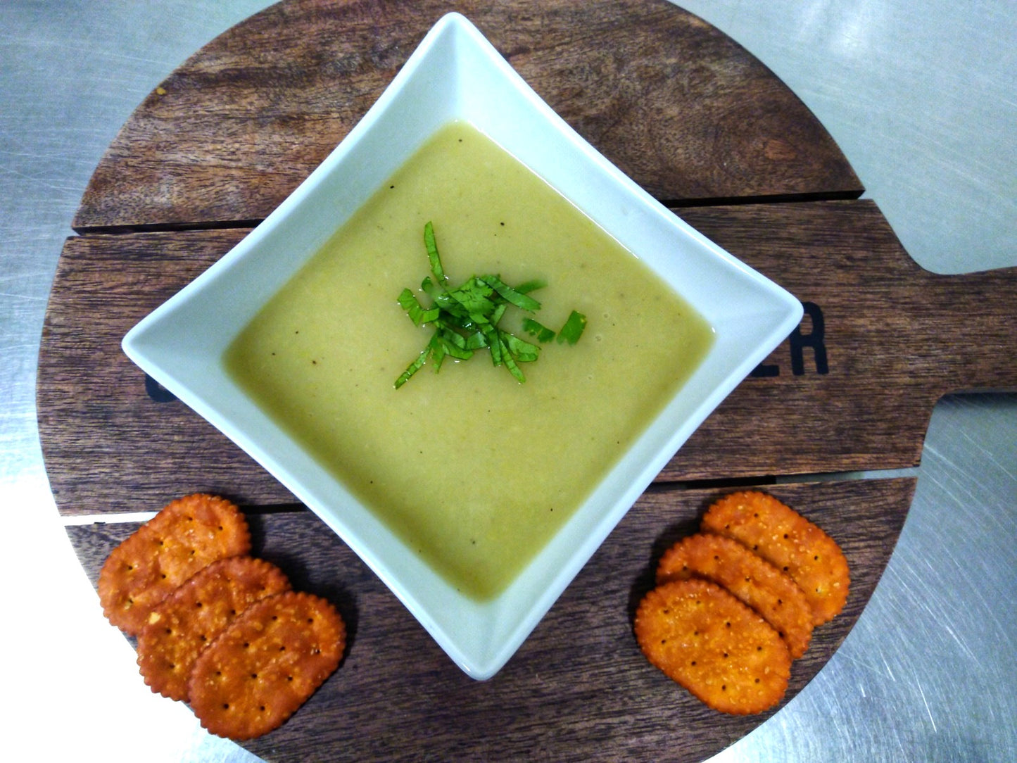 Potato and Leek Soup (Vegan)