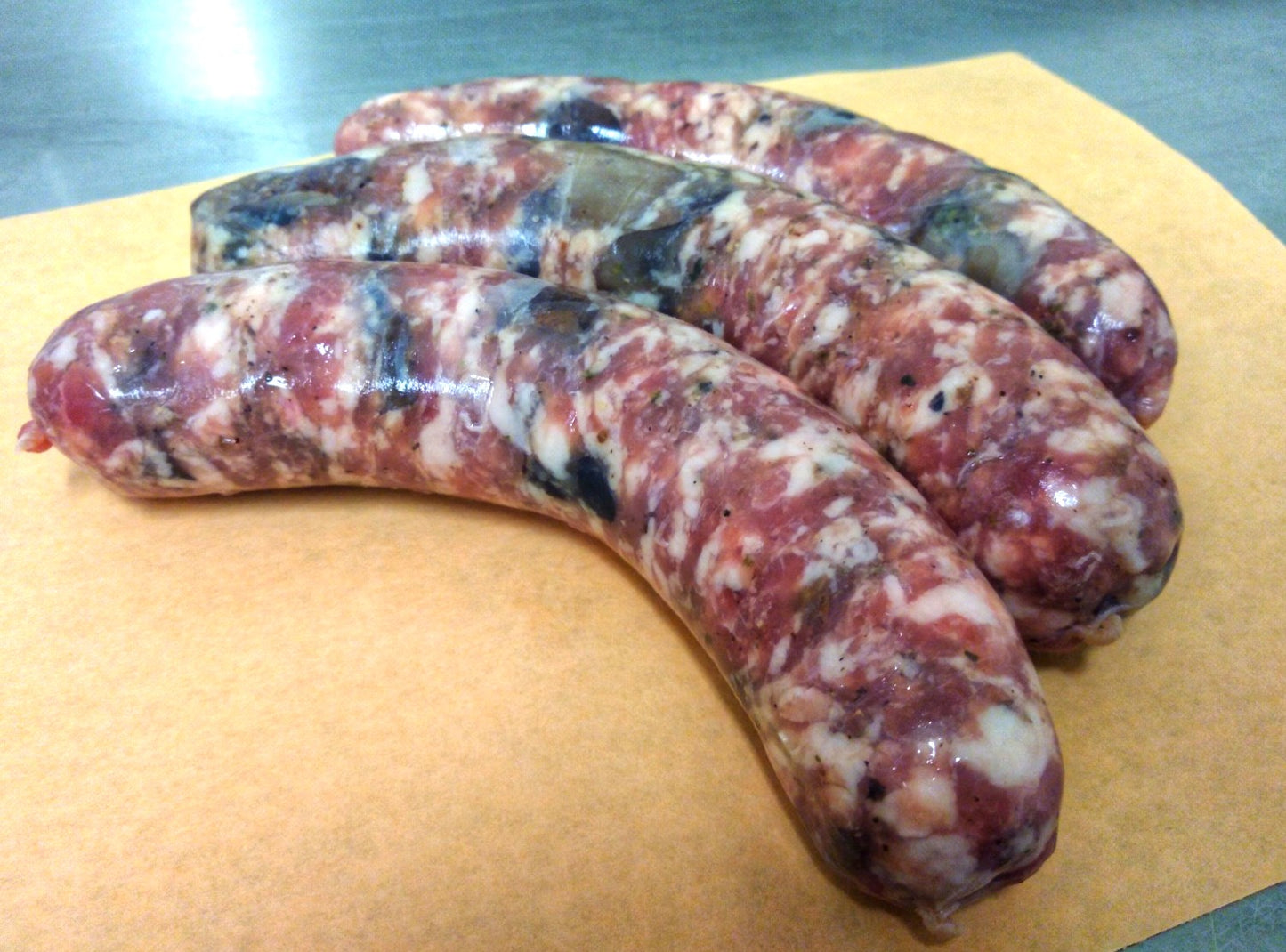 Mushroom and Herb Sausage (5 Sausage per package) (Frozen)